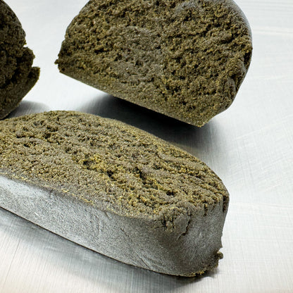 Morceau de CBD Malana coupé 