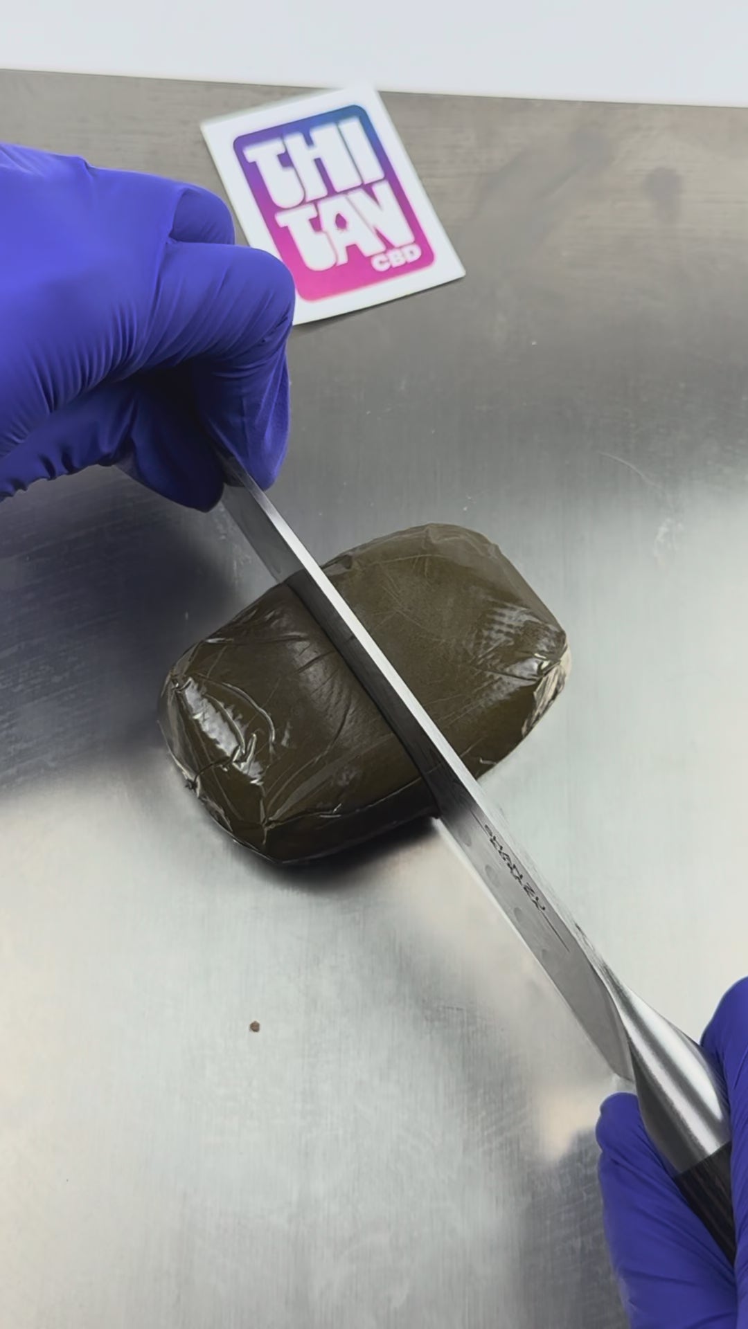 Charger la vidéo: Bubble Hash 50% CBN — vidéo de présentation